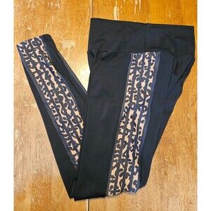 Beach Riot Sport Leggings Size Medium Athletic Wear Black Leopard Print Sides